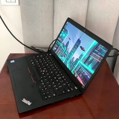Lenovo thinkpad i5 8th gen à vendre