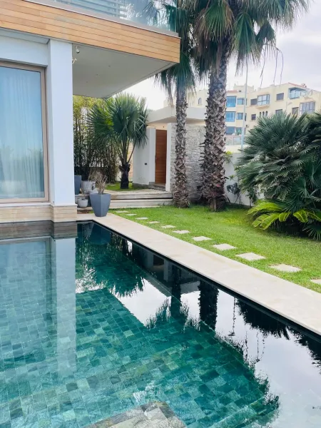 Villa de prestige meublée avec vue sur mer à Aïn Diab, Casablanca